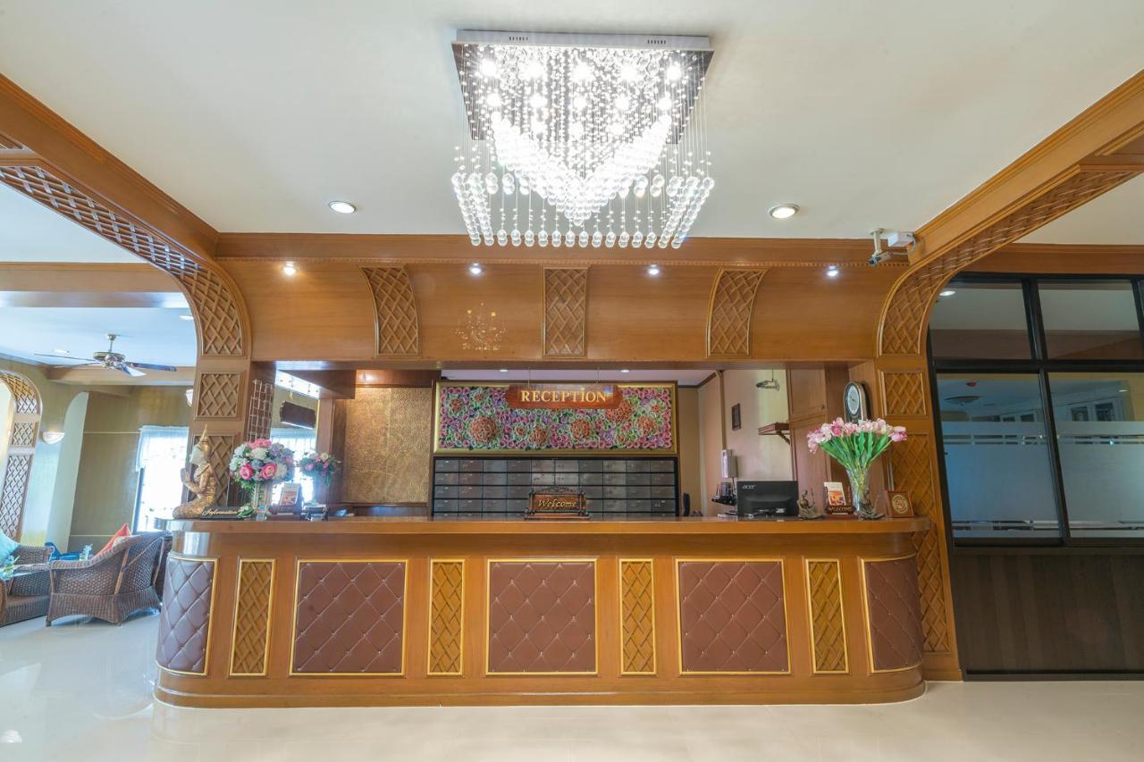Sabai Inn Pattaya Zewnętrze zdjęcie