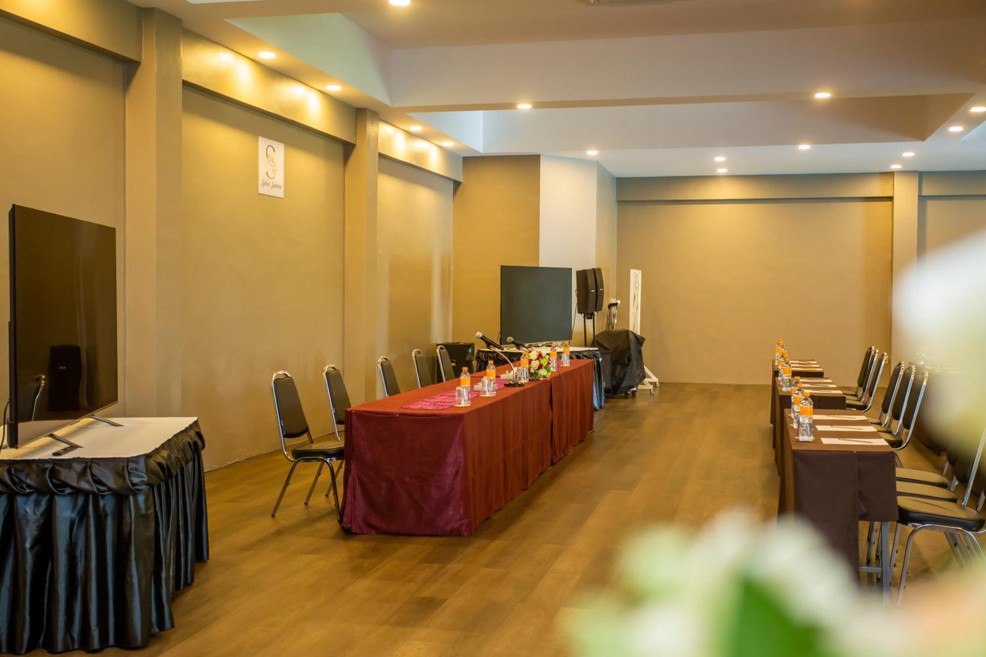 Sabai Inn Pattaya Zewnętrze zdjęcie