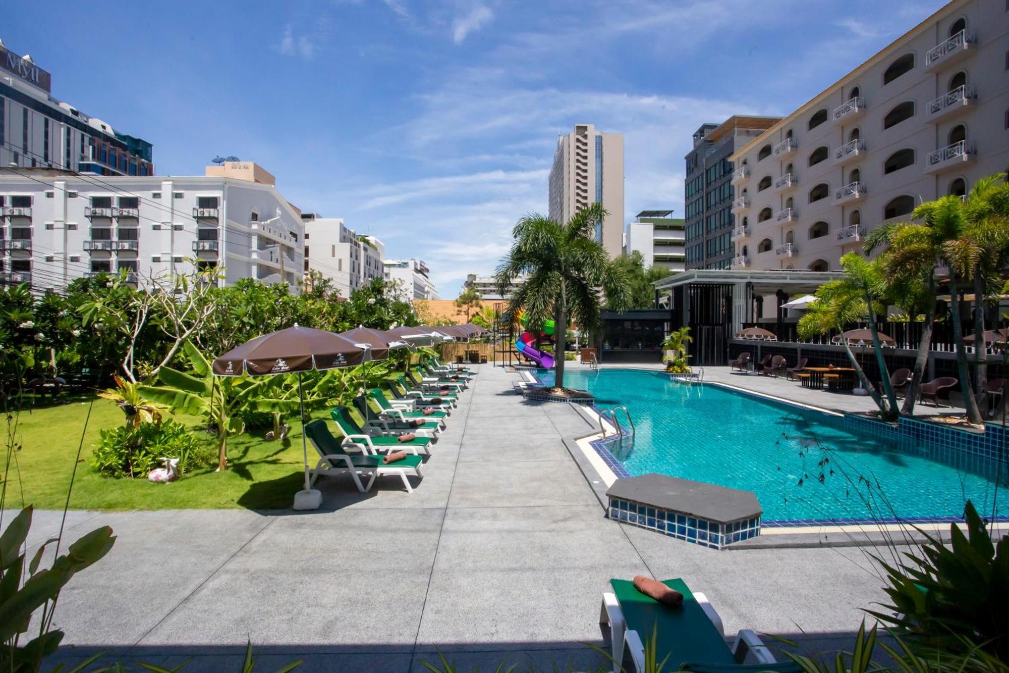 Sabai Inn Pattaya Zewnętrze zdjęcie