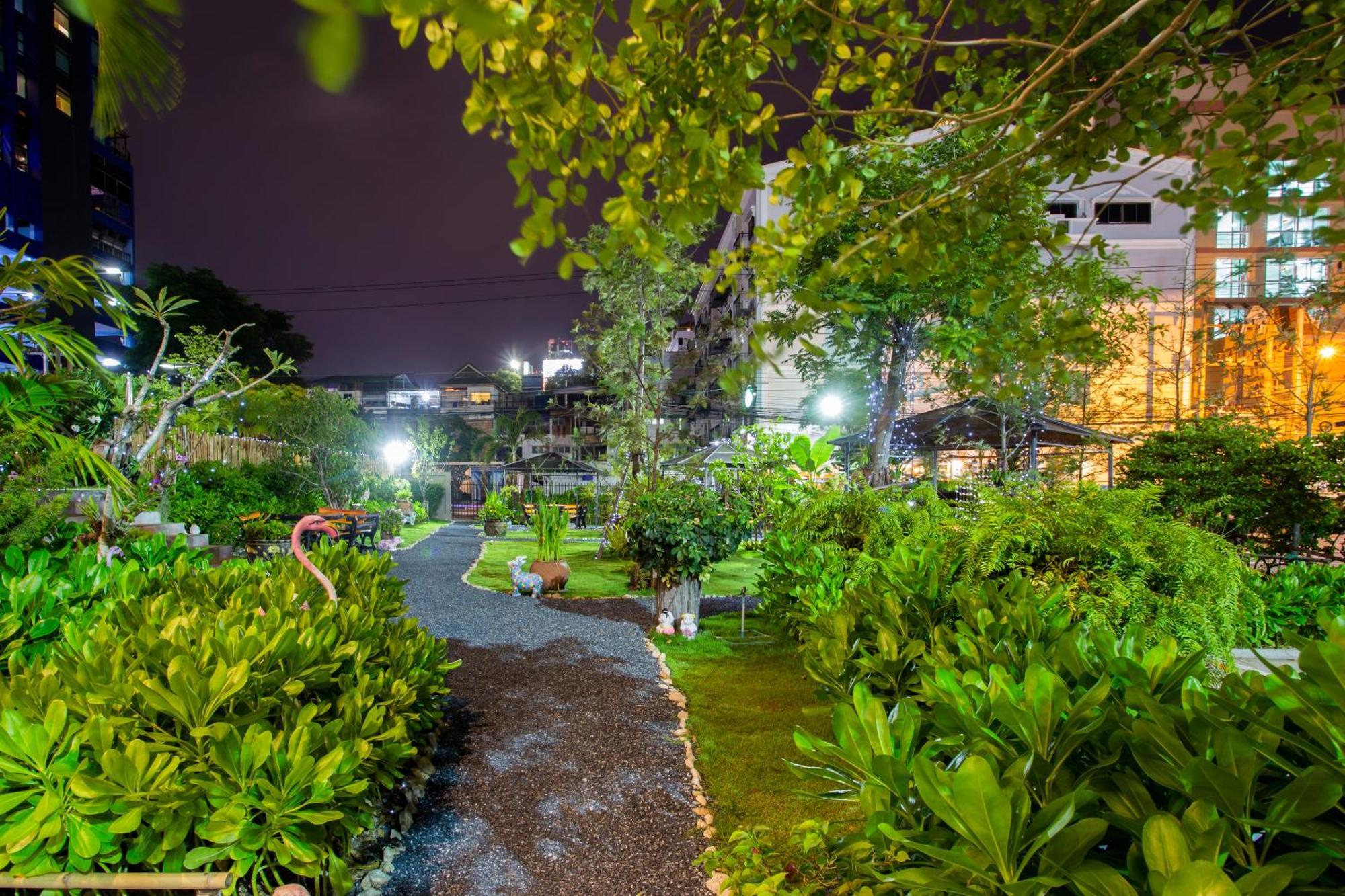Sabai Inn Pattaya Zewnętrze zdjęcie